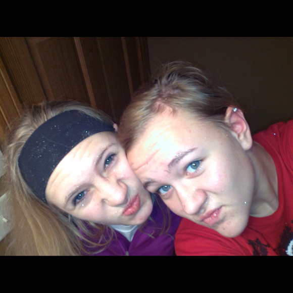 Stephanie Buschur - Poshmark Profile Picture of Stephanie Buschur (@buschur12) on Poshmark