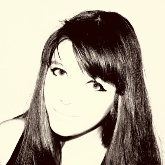 Profile Picture of Maria Gerasimova (@maryfishka) on Poshmark