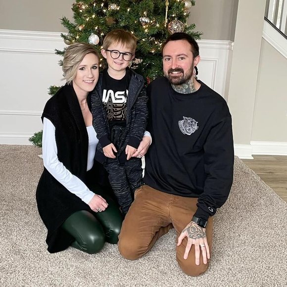 Profile Picture of Gynni Diloreto (@gdiloreto) on Poshmark