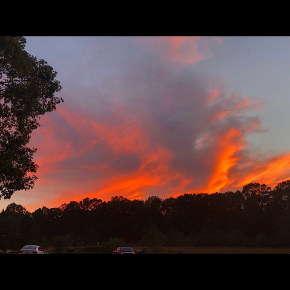 Profile Picture of Jonathan Shutt (@shuttbeballin) on Poshmark