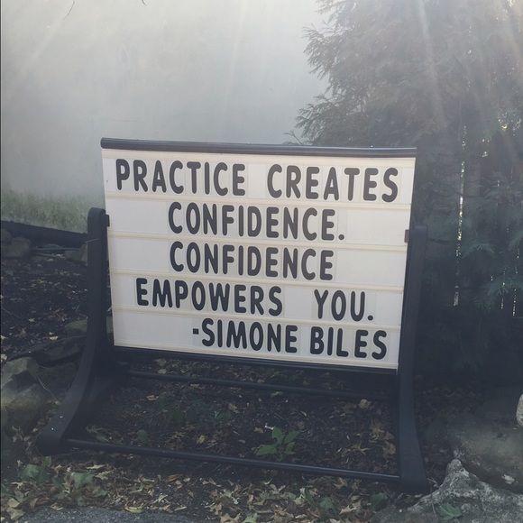 Profile Picture of Ella Cordisco (@elladisco) on Poshmark