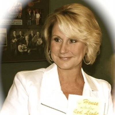 Profile Picture of Nancy B. Brewer (@Nancybbrewer) on Twitter