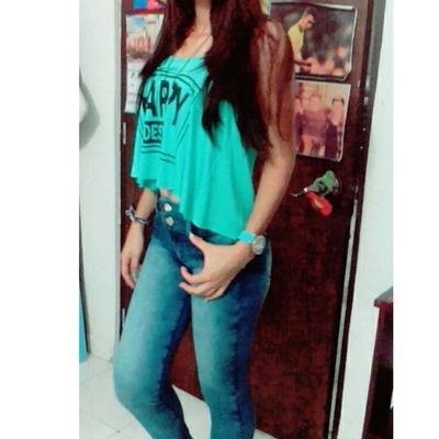 Profile Picture of Alexandra .l. (@Alexa_cala) on Twitter