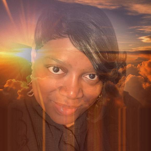 Profile Picture of Wondra Calamease (@trese1977) on Poshmark