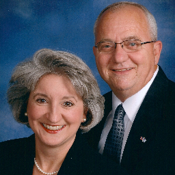 Profile Picture of Jodi & Ellis Stevens (@TeamStevensRE) on Twitter