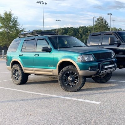 Profile Picture of Tyler Bagwell (@Bagwell921) on Twitter