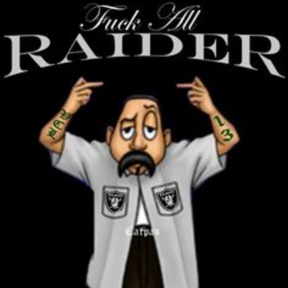 Profile Picture of Devin Dorsey (@dordev) on Poshmark