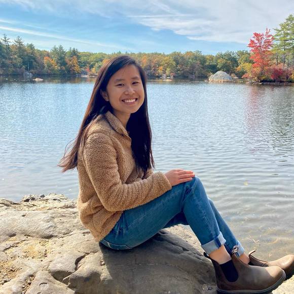 Profile Picture of Lucy Yu (@luceyu) on Poshmark