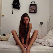 Profile Picture of Julia Wulf (@Schnoetzer) on Youtube