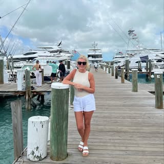 Profile Picture of Janet Lam (@janet.lam) on Instagram