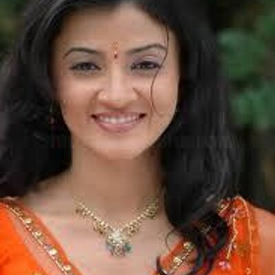 Profile Picture of Maynard Caitlin (@MaynardCaitlin) on Twitter