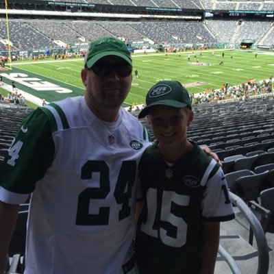 Profile Picture of Jimmy Currier (@Jamsauce14) on Twitter