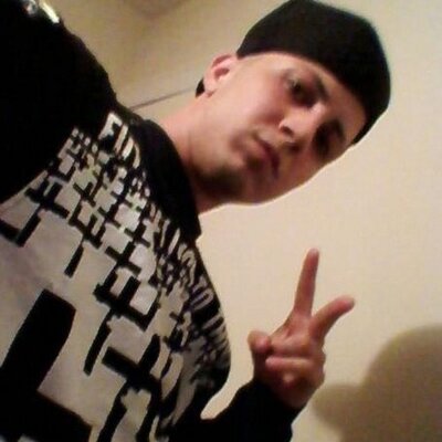 Profile Picture of Fernando Malave (@nando32187) on Twitter