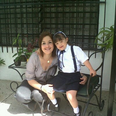 Profile Picture of Marisabel Lopez (@Lsteinkopf69) on Twitter