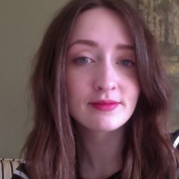 Profile Picture of Allison Paul (@allisonpaul303) on Poshmark