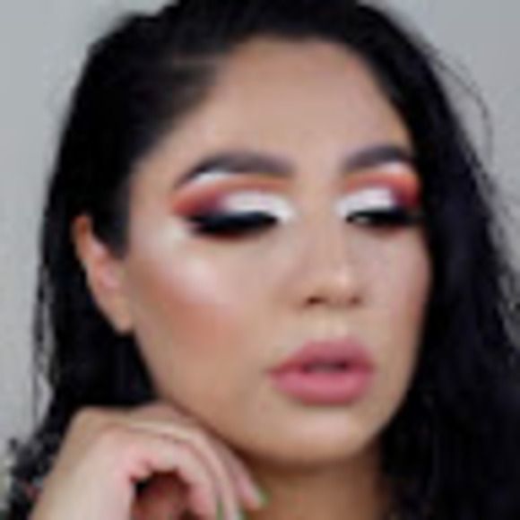 Profile Picture of Gerel Bavaro (@makeupbygerel) on Poshmark