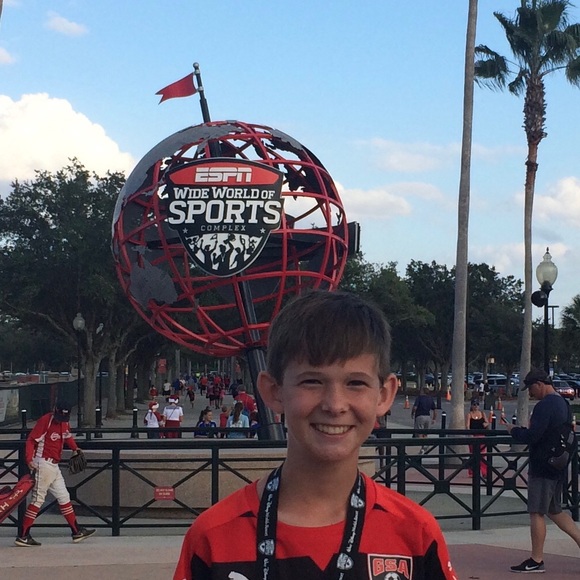 Profile Picture of August Larson (@augustlarson20) on Poshmark