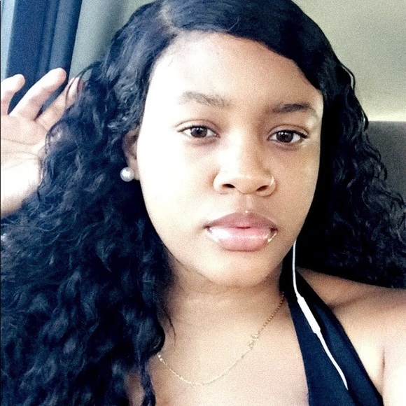 Kazemere Joyce - Poshmark Profile Picture of Kazemere Joyce (@kjoyc004) on Poshmark