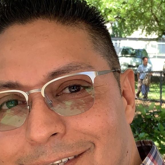 Profile Picture of Jose Espinal (@joseespinal398) on Poshmark