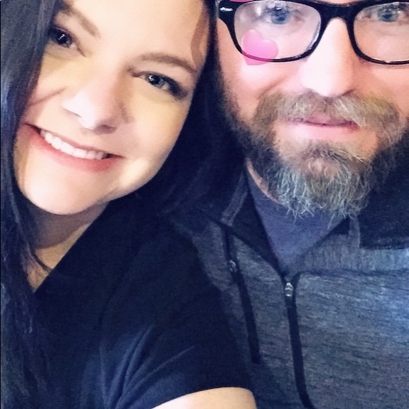 Profile Picture of Doug Keymer (@drkeyme) on Poshmark