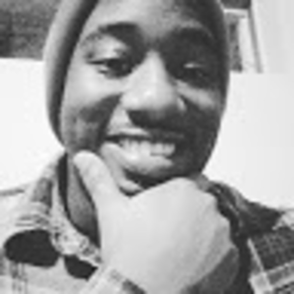 Profile Picture of Shaquir Bourjolly (@shaqbourjolly) on Poshmark