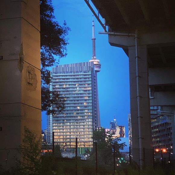 Profile Picture of Marilyn Orecchio (@marilyn329) on Poshmark