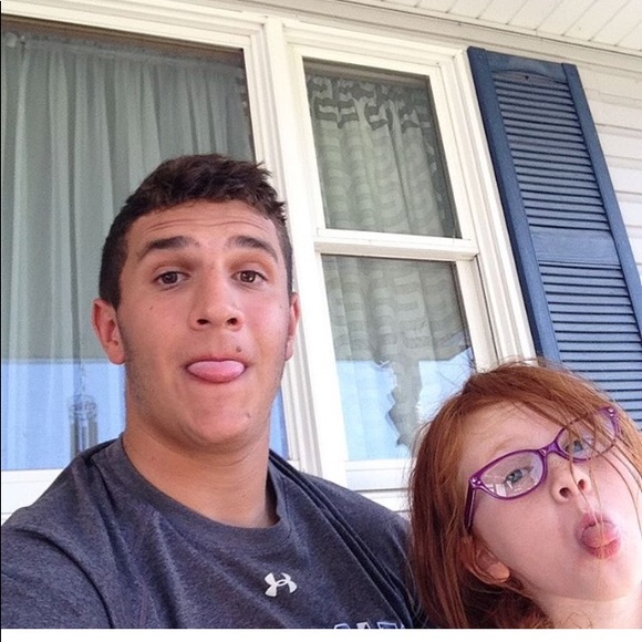 Profile Picture of Liam Blake (@liamblake17) on Poshmark