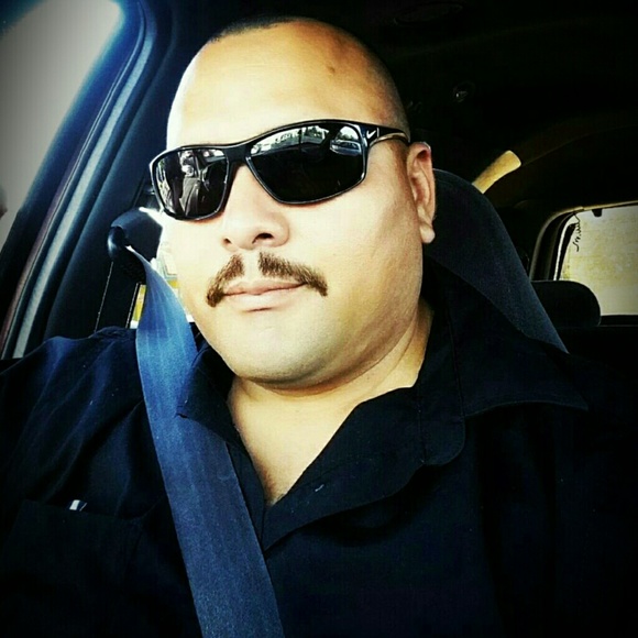 Profile Picture of Genaro Soto cabrera (@guizo) on Poshmark