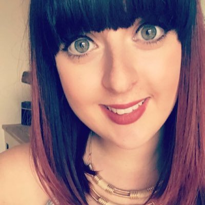 Profile Picture of Michelle Kuhl (@@helloshellfish) on Twitter