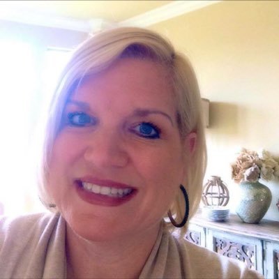 Profile Picture of Shelley Crow (@ShelleyCrow1) on Twitter