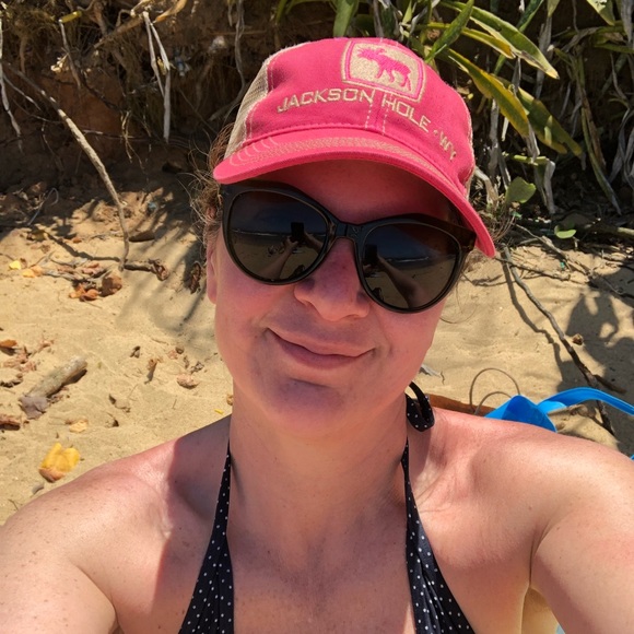 Profile Picture of Kim Wrigley (@jellygirl72) on Poshmark