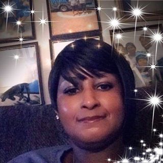 Profile Picture of Renata McCleave (@renata.chamfreeman) on Facebook