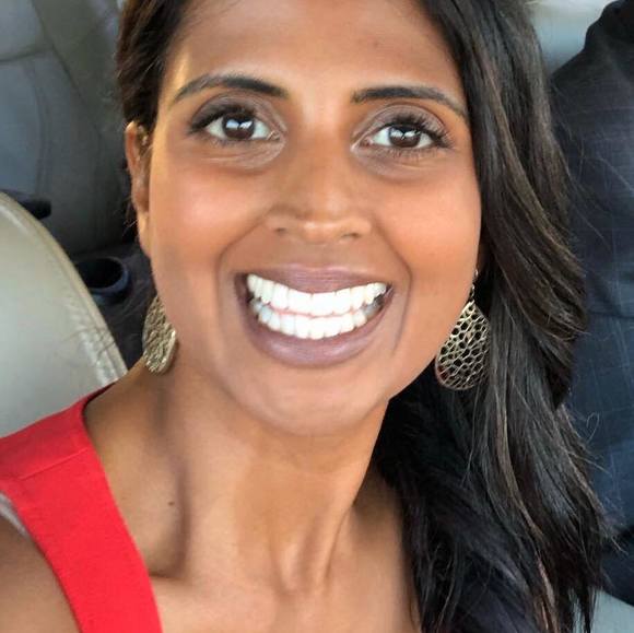 Profile Picture of Nima Rothmel (@nimarothmel) on Poshmark