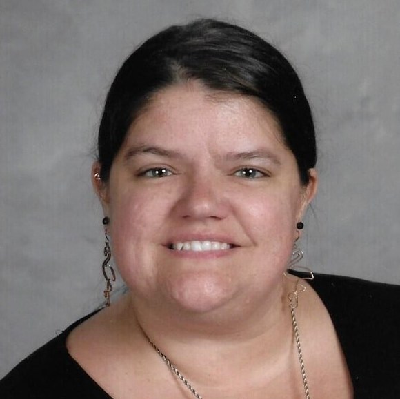 Profile Picture of Lisa Paulson (@zipwax) on Poshmark