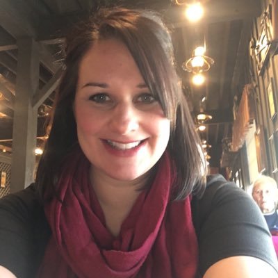 Profile Picture of Raeanne Macklin (@lularoewithrae) on Twitter