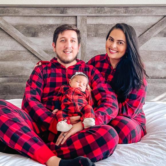 Profile Picture of Daniela Gómez (@danigmzr) on Poshmark