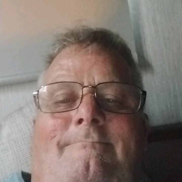 Profile Picture of Mark (@markhines28) on Tiktok