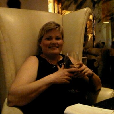 Profile Picture of Lisa Abbott (@LRAbbott) on Twitter