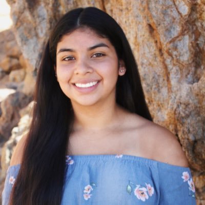 Profile Picture of Isabella Alvarez (@isabellaJAvarez) on Twitter