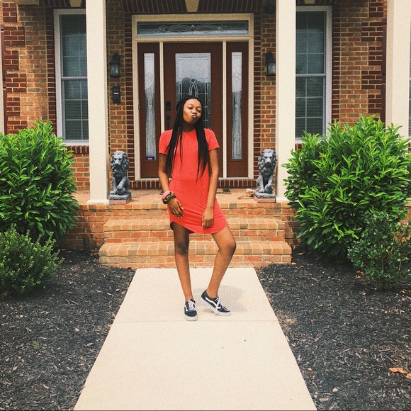 Katelynn Harris - Poshmark Profile Picture of Katelynn Harris (@katelynlharriss) on Poshmark