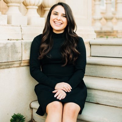 Profile Picture of Emily Garcia (@emgraceg) on Twitter