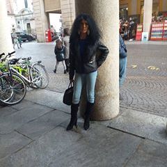 Profile Picture of Emanuela Passafiume (@emanuelapassafiume) on Tiktok