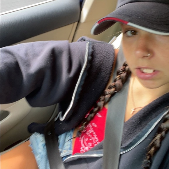 Profile Picture of Kelsi Dalbon (@kelsidalbon) on Poshmark