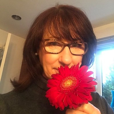 Profile Picture of Sharon Griggs (@raronrooney) on Twitter