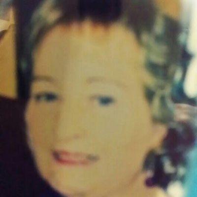 Profile Picture of Breda Jacob (@a30b6d419078414) on Twitter