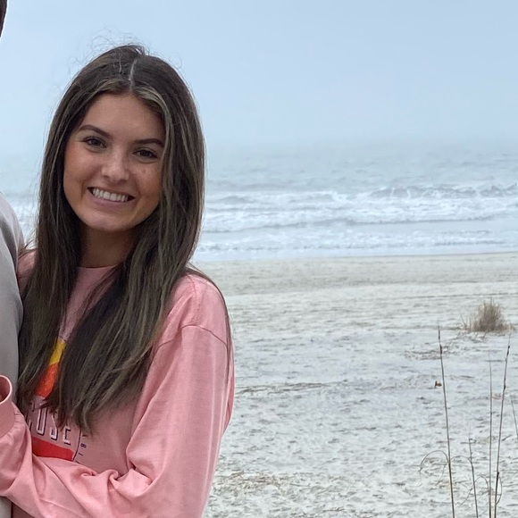 Profile Picture of Julia Sharpe (@julia_sharpe) on Poshmark