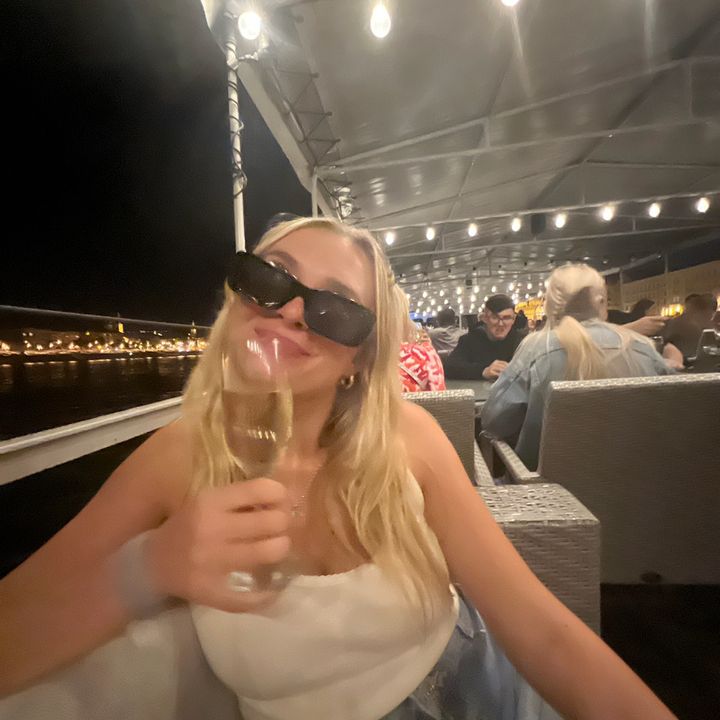 Profile Picture of E money (@@aaronsteinhour) on Tiktok