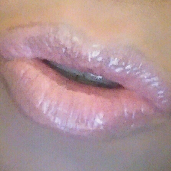 Profile Picture of Corey Holt (@alldaylipsticks) on Poshmark