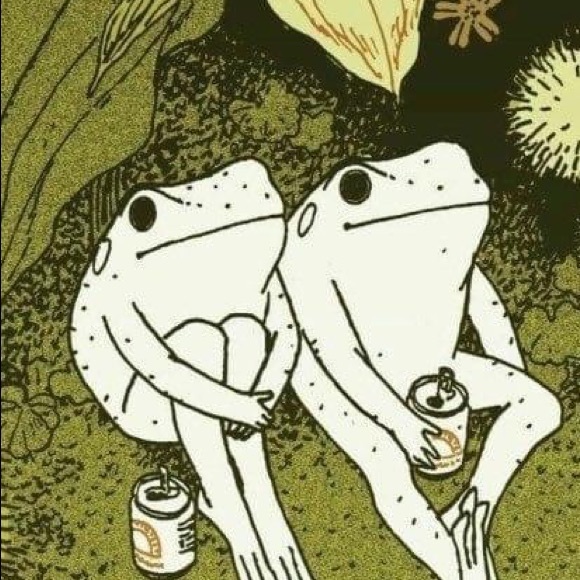 Profile Picture of Courtney Kubinec (@courtneykubinec) on Poshmark