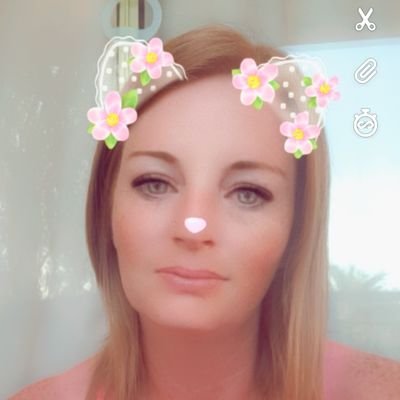Profile Picture of sharron browning (@Dawson_81) on Twitter